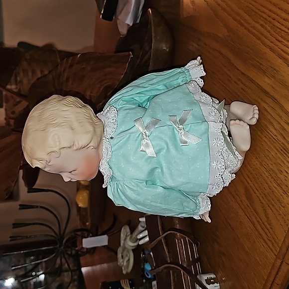 Yolanda's Picture Perfect Babies - Picture 2 of 9